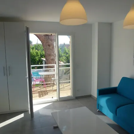 De Charme, Piscine Et A Pieds Apartment Six-Fours-les-Plages